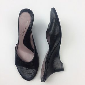 New Kenneth Cole TakeOff Leather Wedge Sandal (8M)